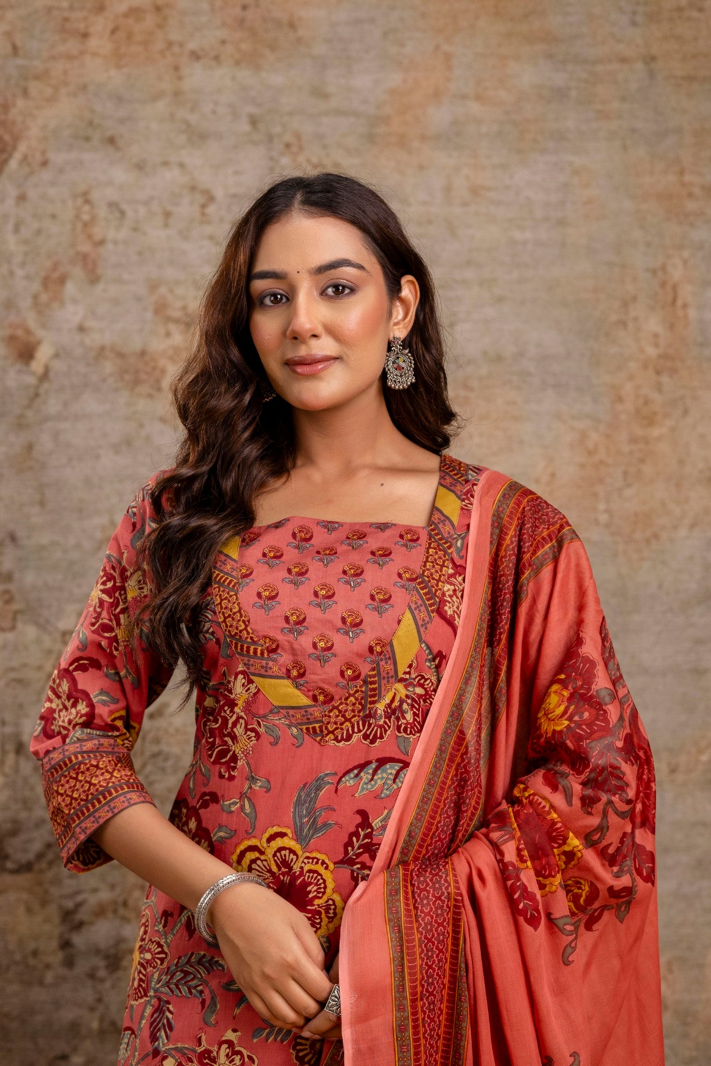 Front view of ethnic kurta with floral print