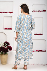 Blue Flower Print V-Neck Dupatta Kurtis Set: Elegance in Every Detail