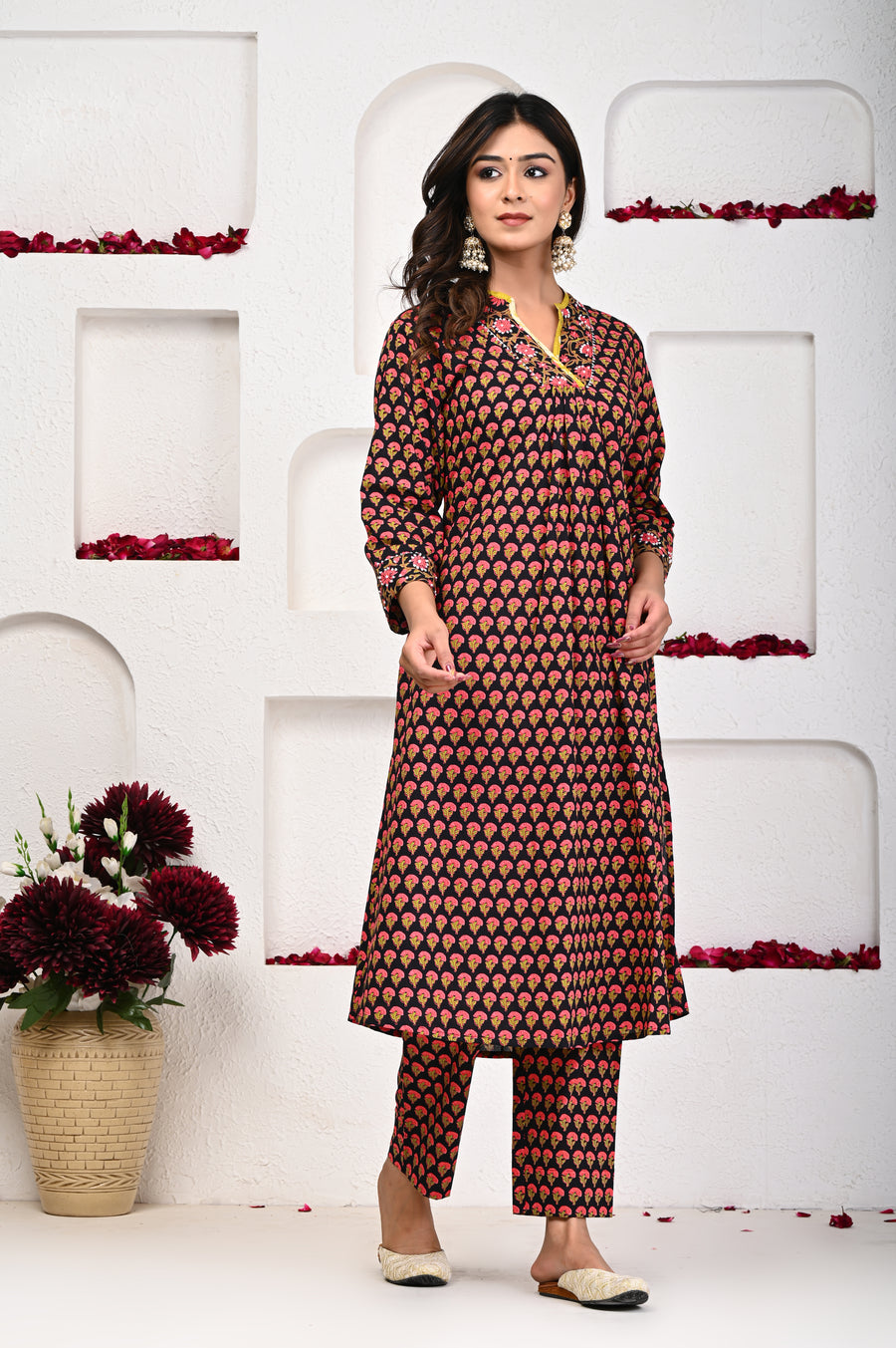 Kurti Set with Hand Work, meticulously crafted