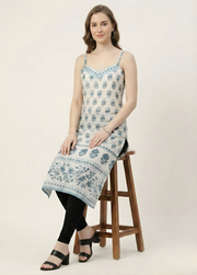 Aaronee blue printed mul cotton kurti with lining front view