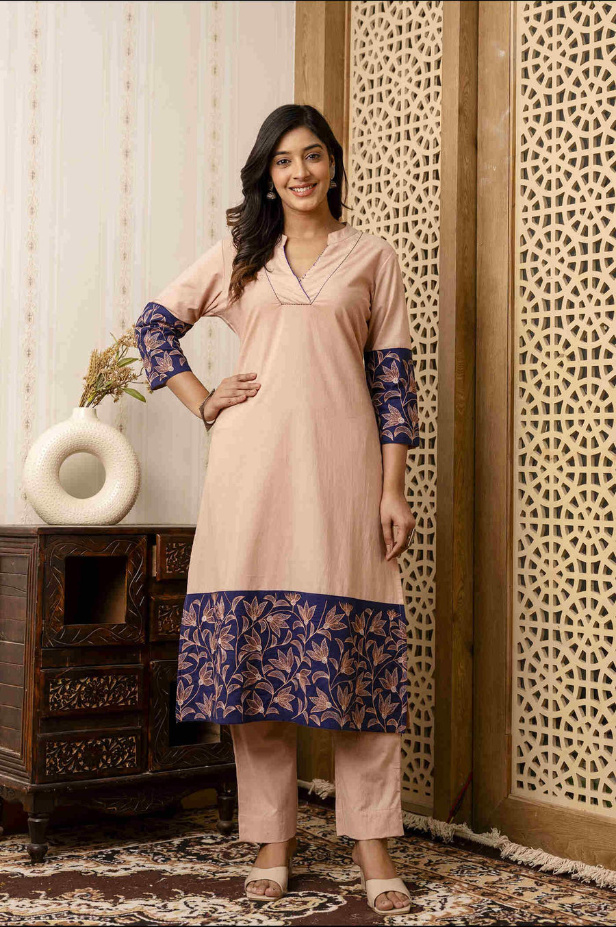 Kurta Set for Women - Stylish Ethnic Wear | Aaronee