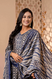 Kurta Set for Women - Stylish Ethnic Wear | Aaronee