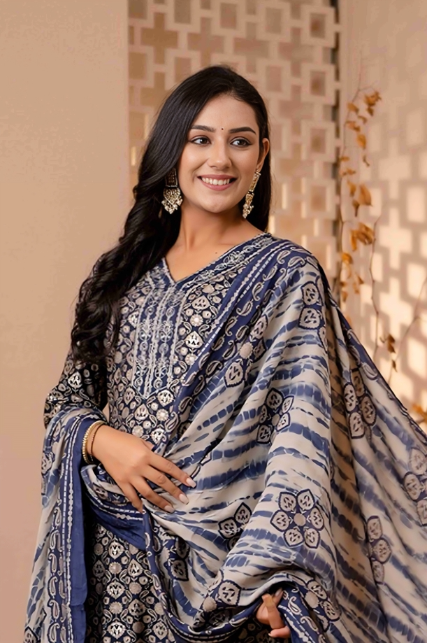 Kurta Set for Women - Stylish Ethnic Wear | Aaronee