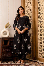 Kurta Set for Women - Stylish & Comfortable Ethnic Wear