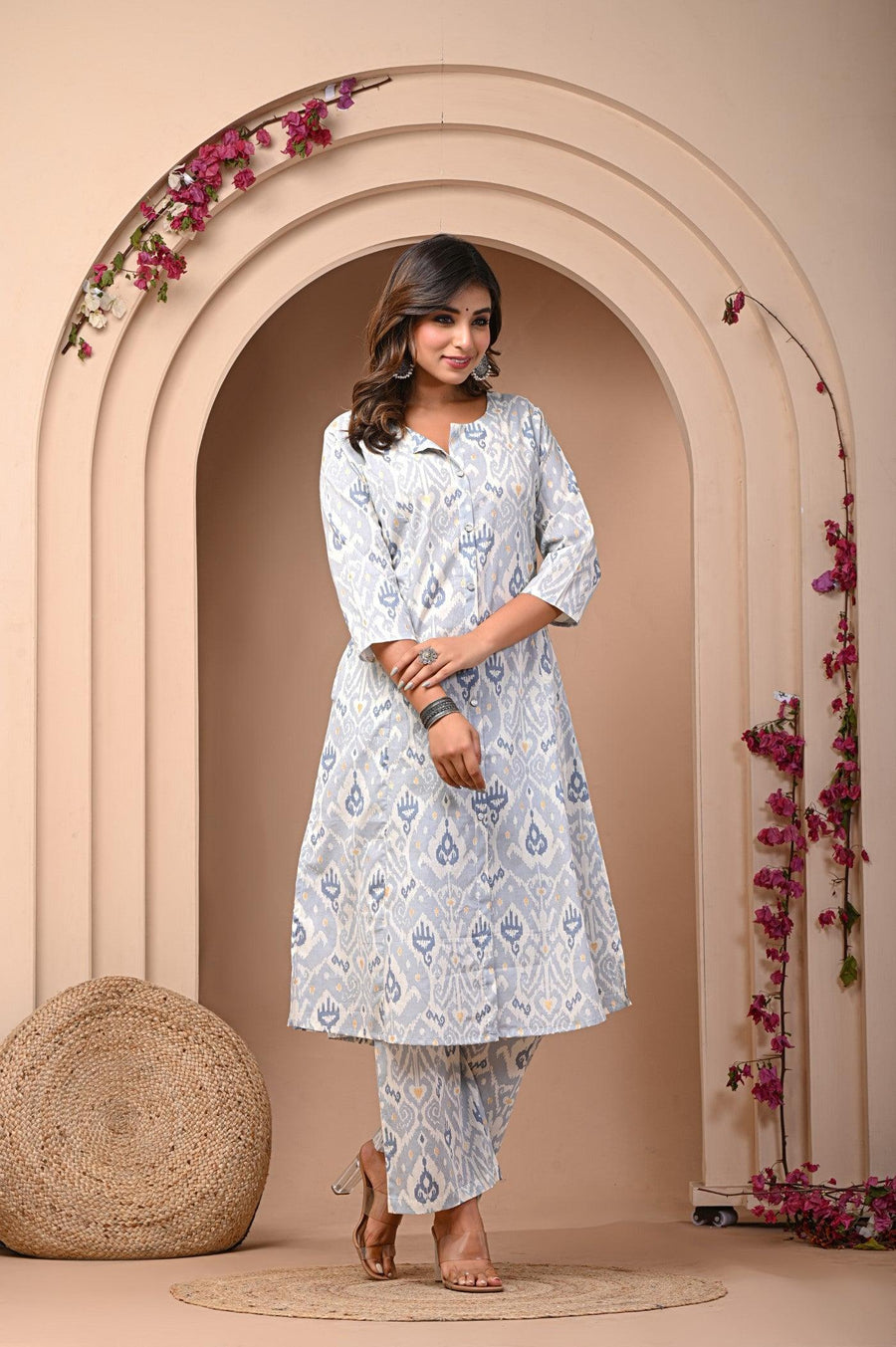 Kurta Set for Women - Elegant Ethnic Wear for Women by Aaronee