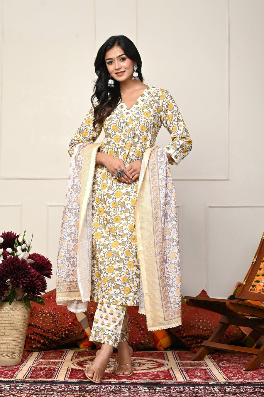 Kurta Set for Women - Stylish Ethnic Wear | Aaronee