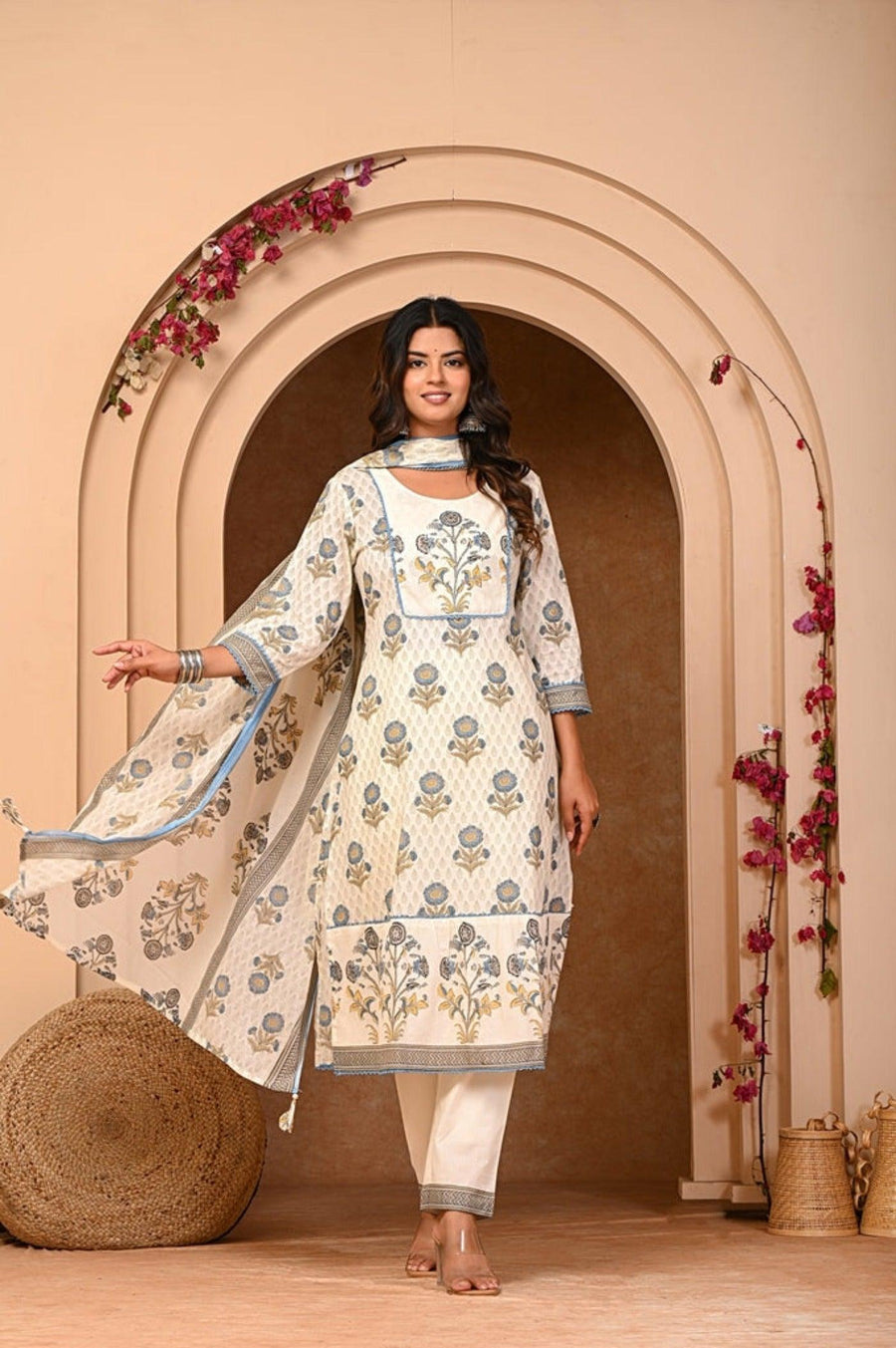 Kurta Set for Women with Dupatta - Ethnic Elegance by Aaronee