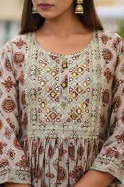 Kurta Set for Women - Stylish and Comfortable Ethnic Wear | Aaronee