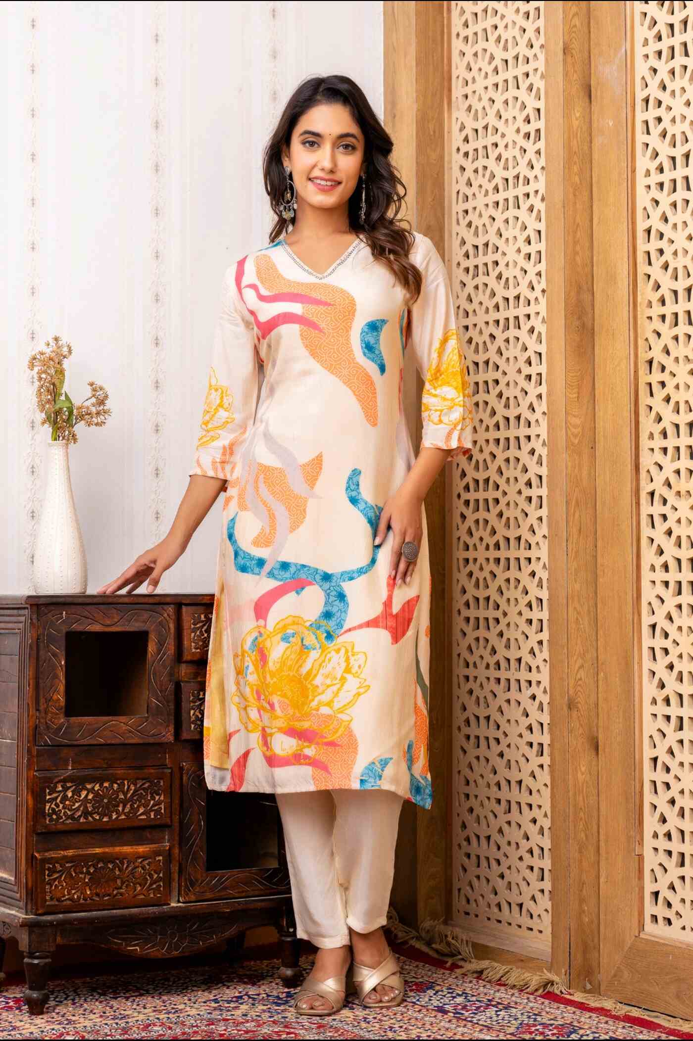 Kurta Set for Women - Elegant & Stylish Ethnic Wear | Aaronee