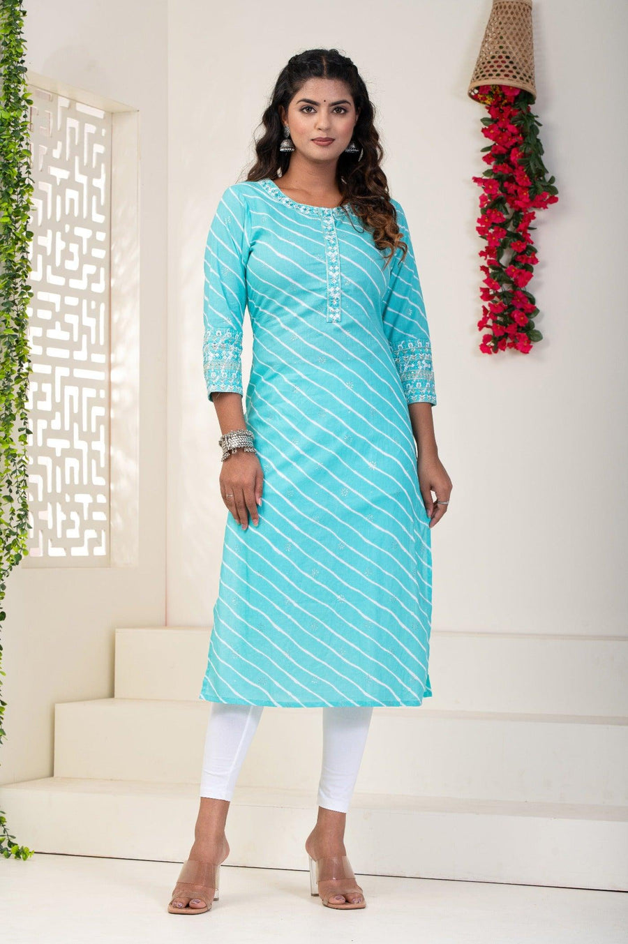 Kurta Set for Women - Stylish Ethnic Wear | Aaronee