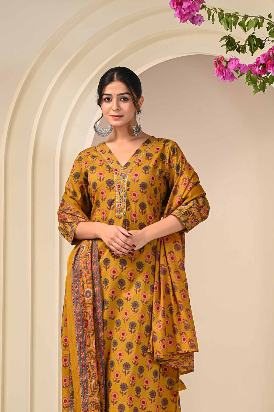 Kurta Set for Women - Stylish and Comfortable | Aaronee