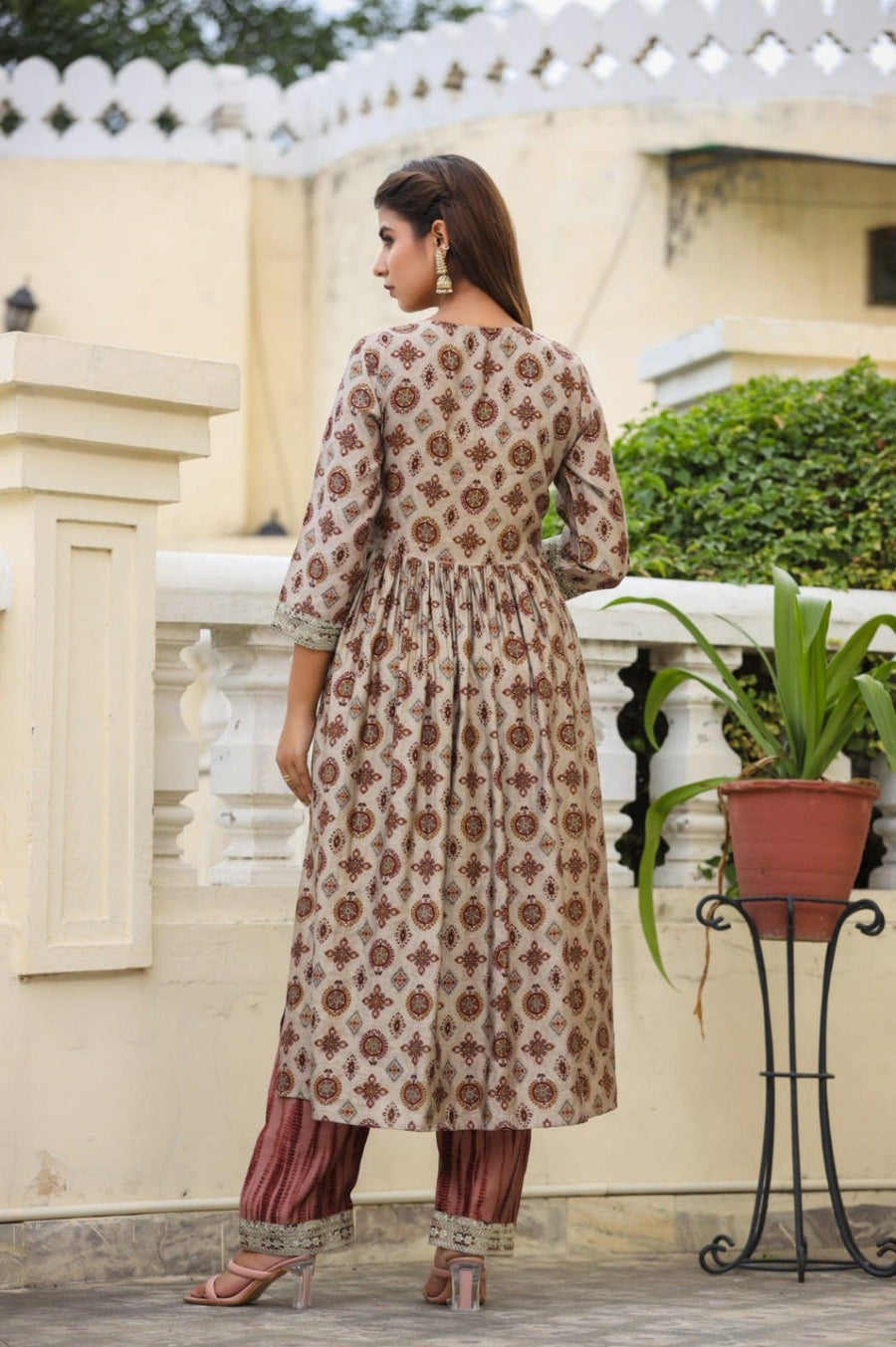 Kurta Set for Women - Stylish and Comfortable Ethnic Wear | Aaronee