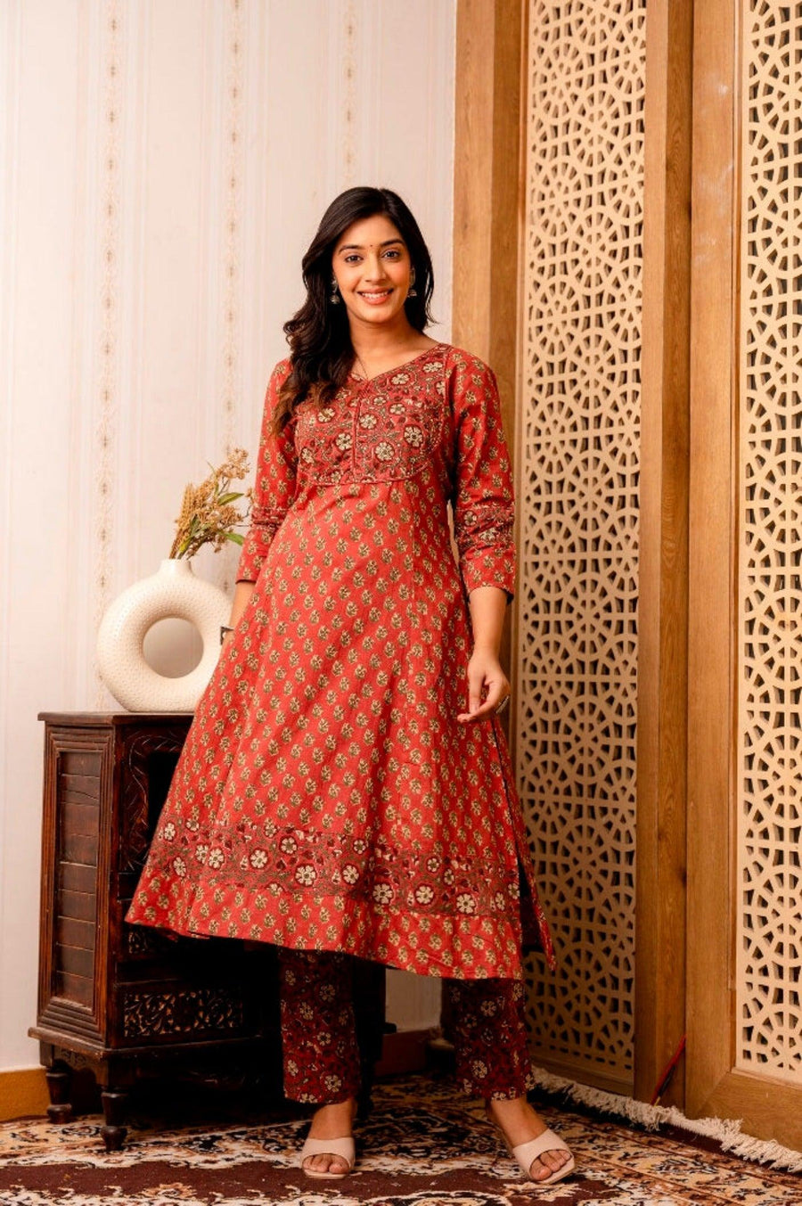 Kurta Set for Women - Elegant Ethnic Styles | Aaronee