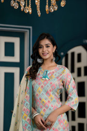 Kurta Set for Women - Trendy & Elegant Ethnic Wear | Aaronee