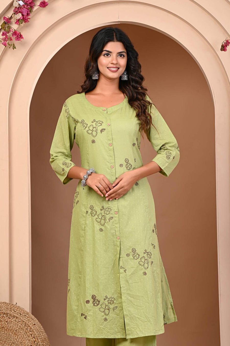 Kurta Set for Women - Elegant Ethnic Wear | Aaronee