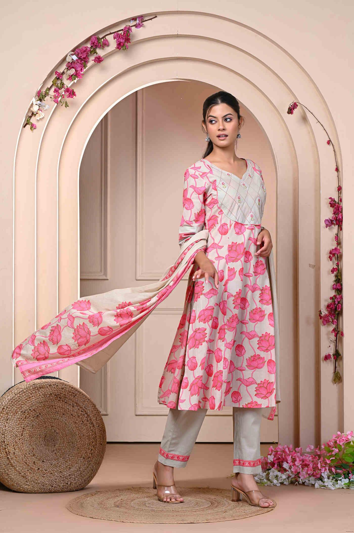 Kurta Set for Women - Stylish & Elegant Ethnic Wear | Aaronee