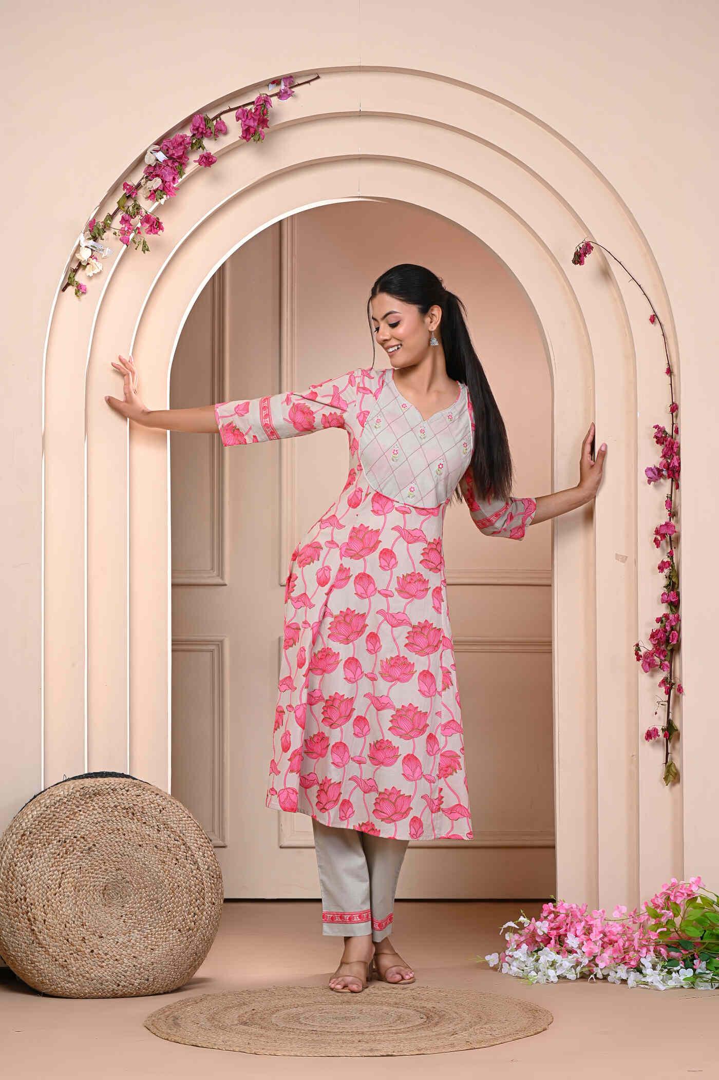 Kurta Set for Women - Stylish & Elegant Ethnic Wear | Aaronee