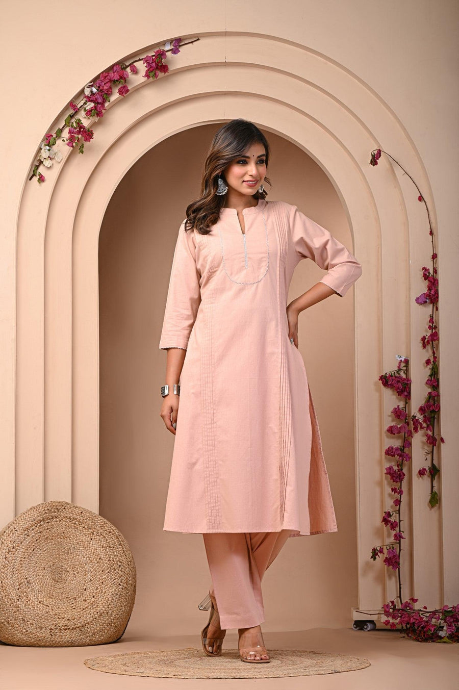 Kurta Set for Women - Elegant Ethnic Wear | Aaronee