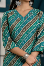 Elegant Kurta Sets for Women - Shop Now at Aaronee