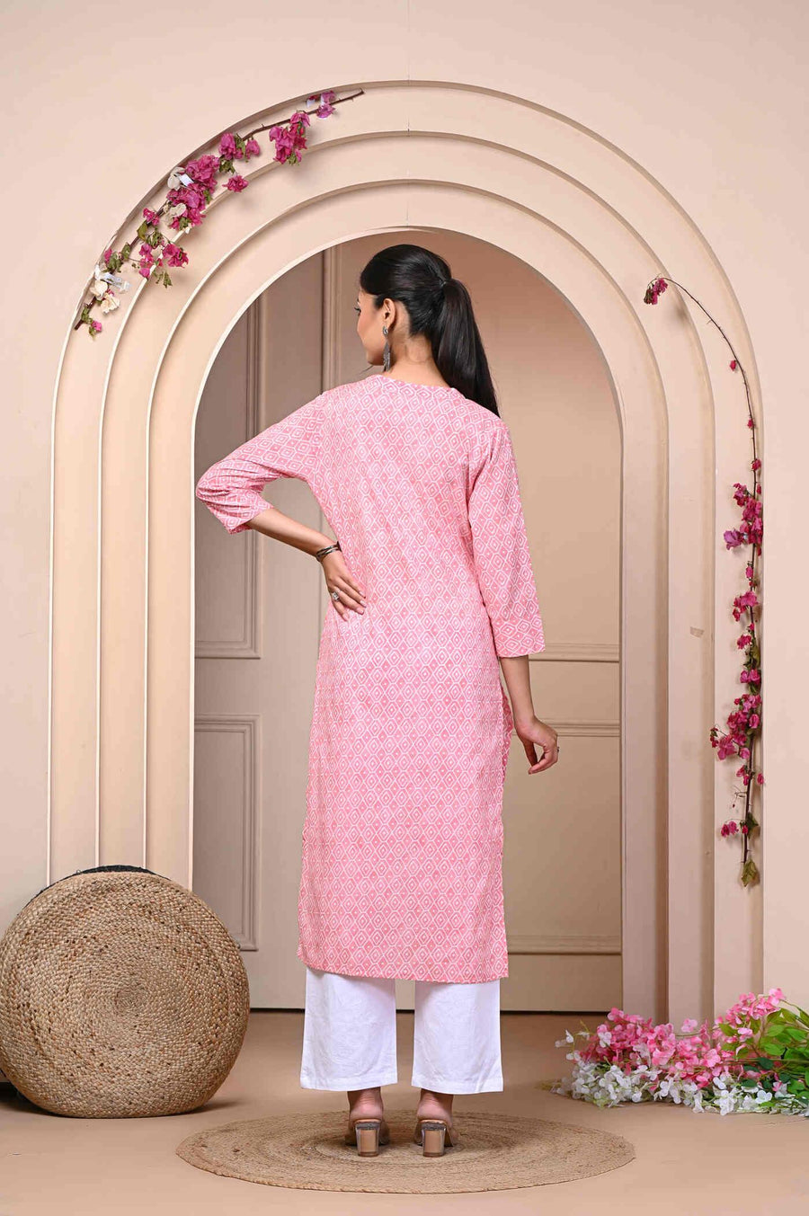 Kurti for Women - Elegant & Stylish Ethnic Wear | Aaronee