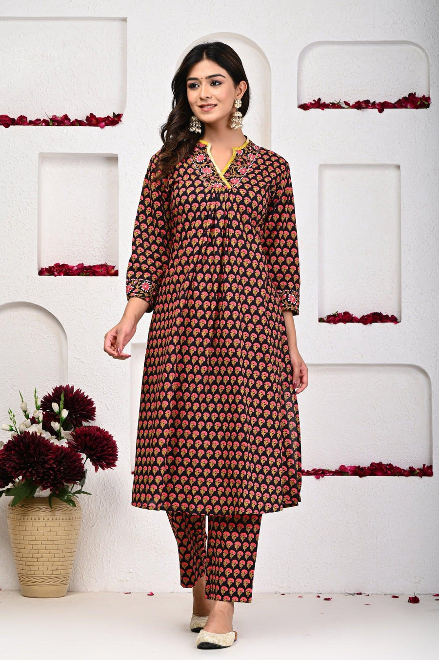 Kurti for Women - Trendy Ethnic Wear | Aaronee