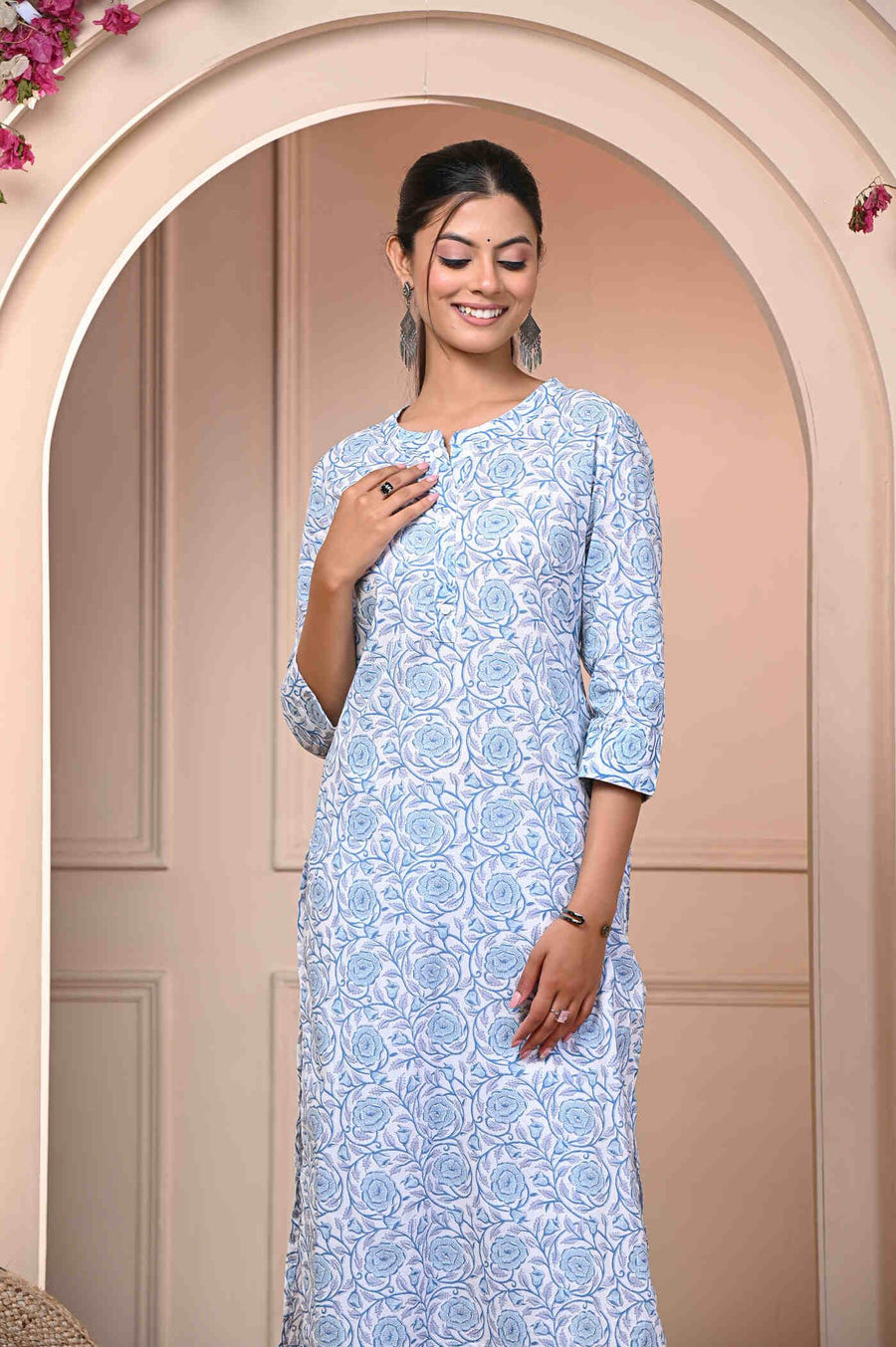 Kurti for Women - Elegant Ethnic Wear Online | Aaronee