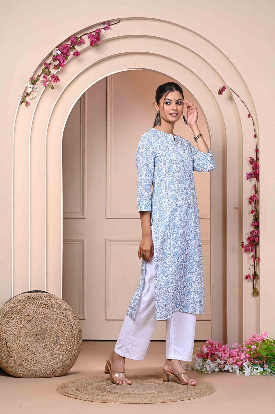 Kurti for Women - Elegant Ethnic Wear Online | Aaronee