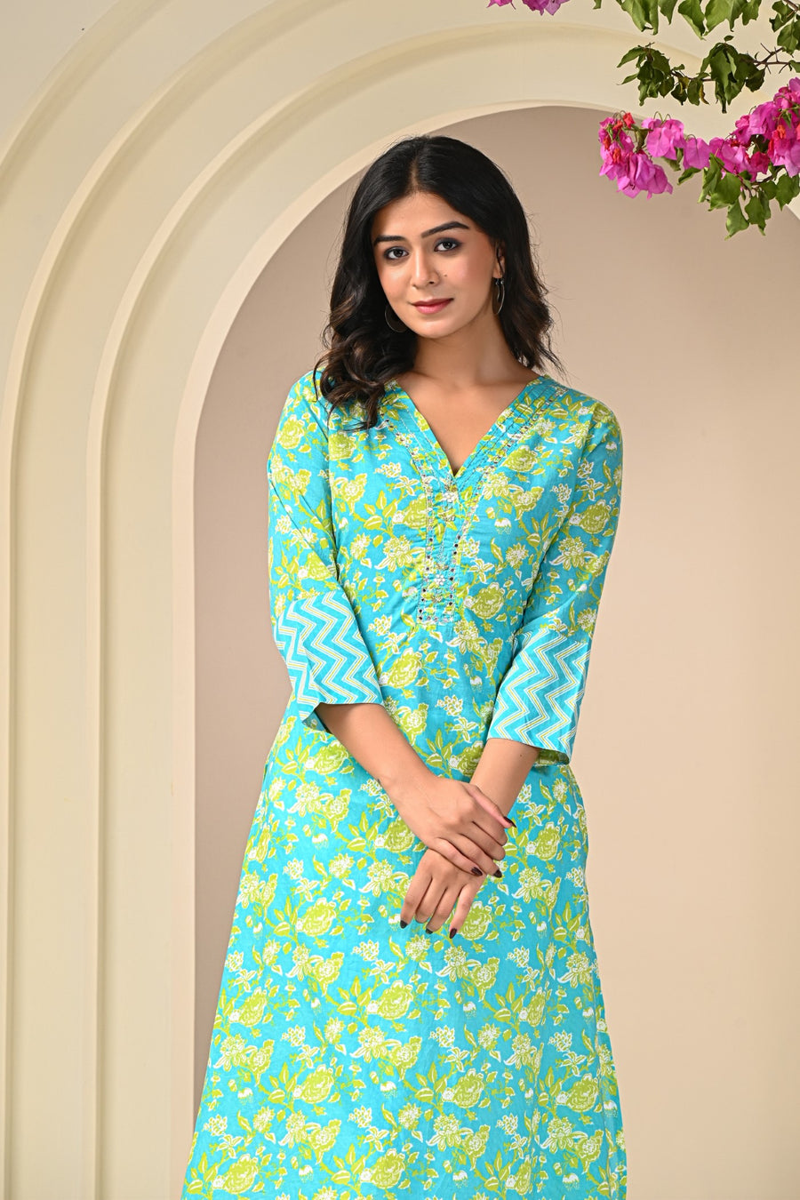 Kurti for Women - Stylish Ethnic Wear by Aaronee