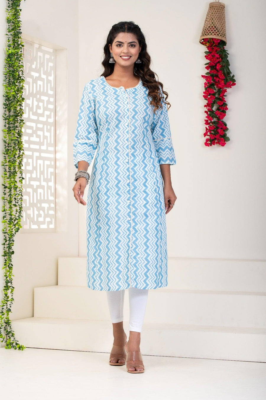 Kurti for Women - Stylish and Comfortable | Aaronee