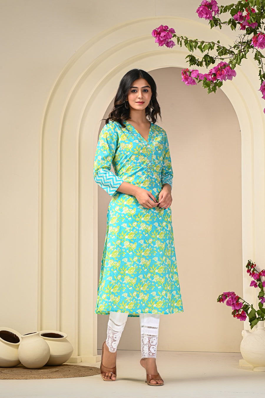 Kurti for Women - Stylish Ethnic Wear by Aaronee