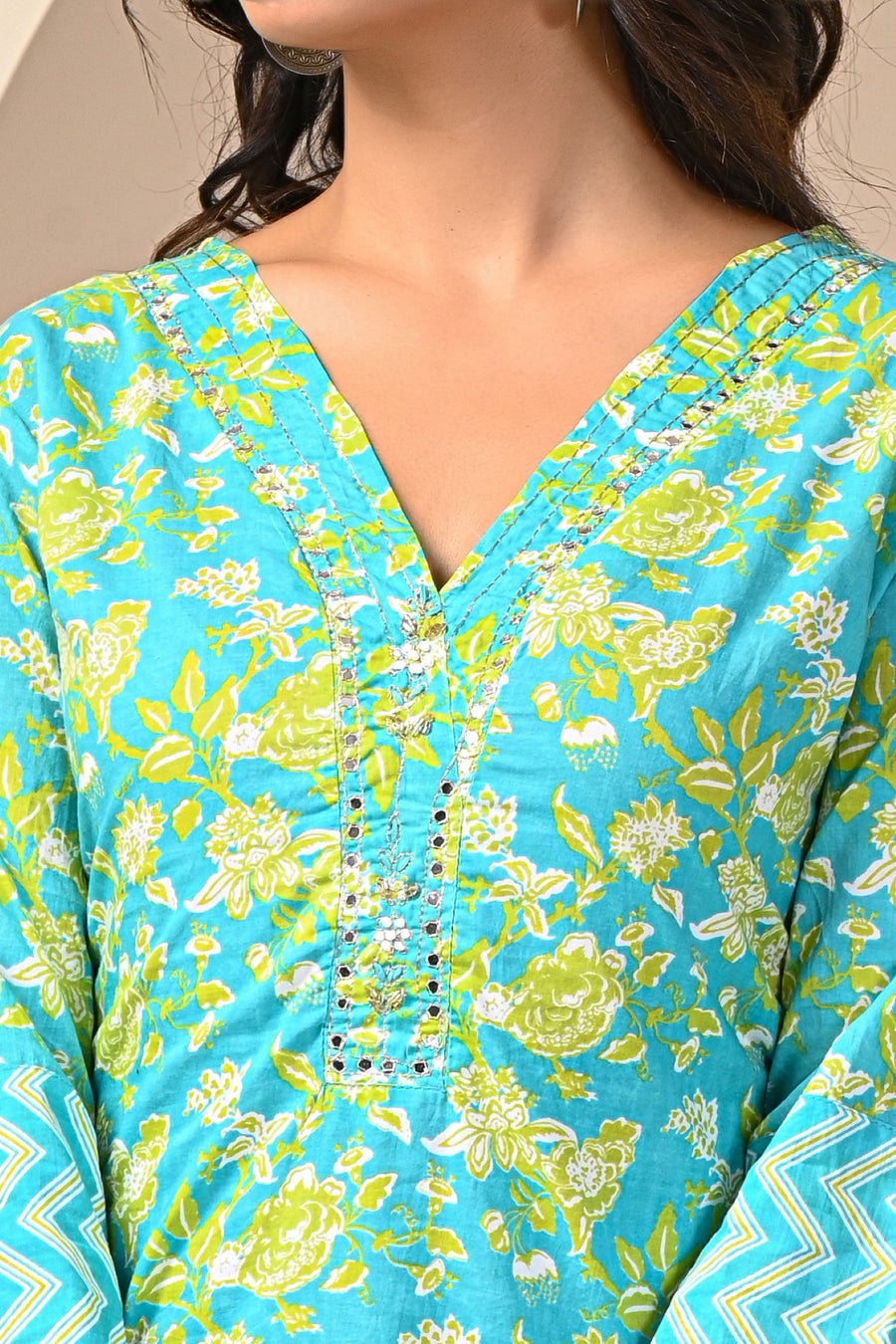 Kurti for Women - Stylish Ethnic Wear by Aaronee