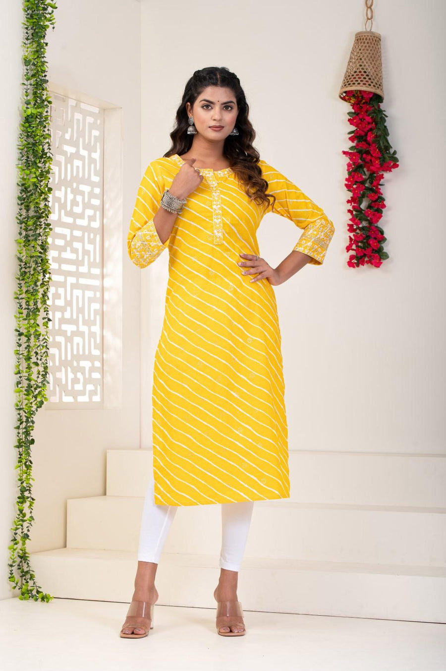 Kurti for Women - Stylish Ethnic Wear | Aaronee