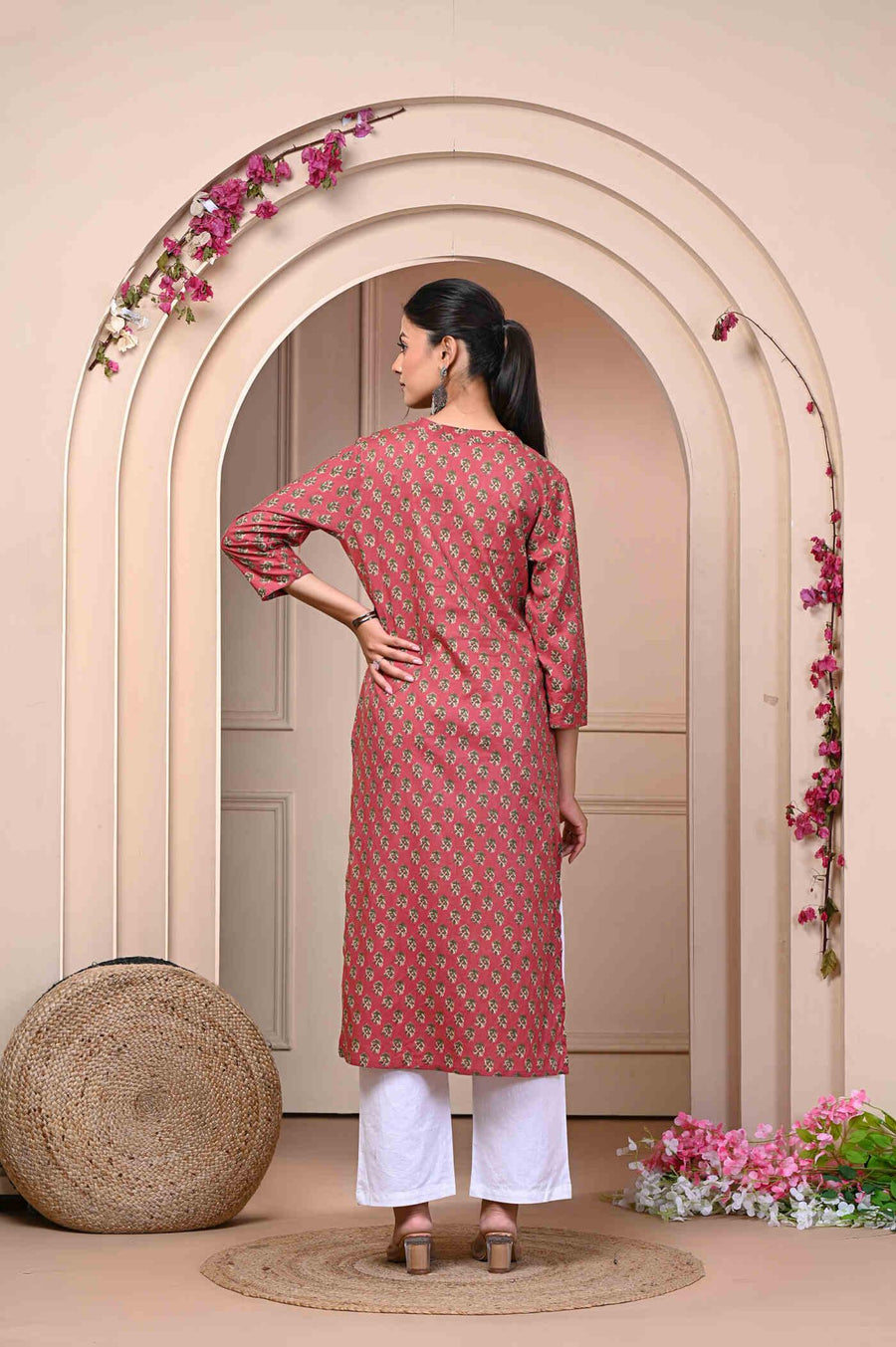 Kurti for Women - Stylish Ethnic Wear Online | Aaronee