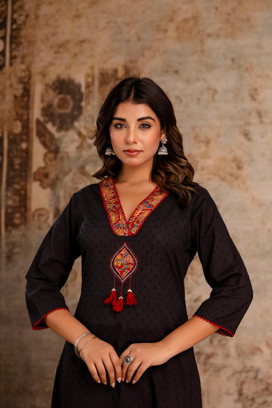Lace work ethnic kurta for women