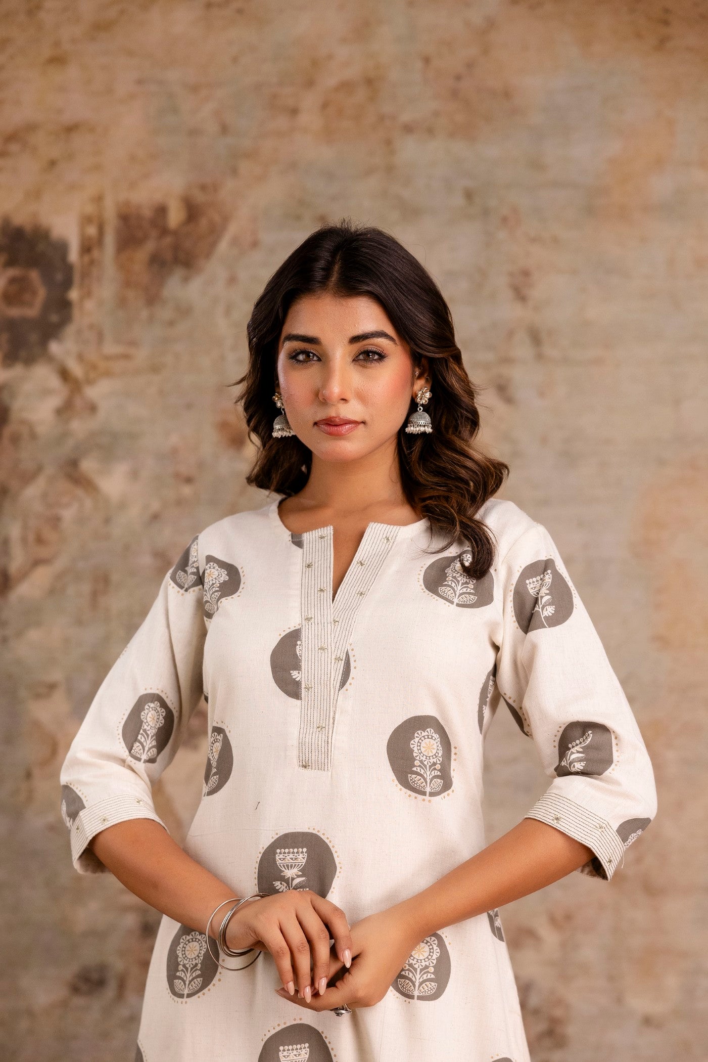 Pure cotton flex kurti set in off-white and grey