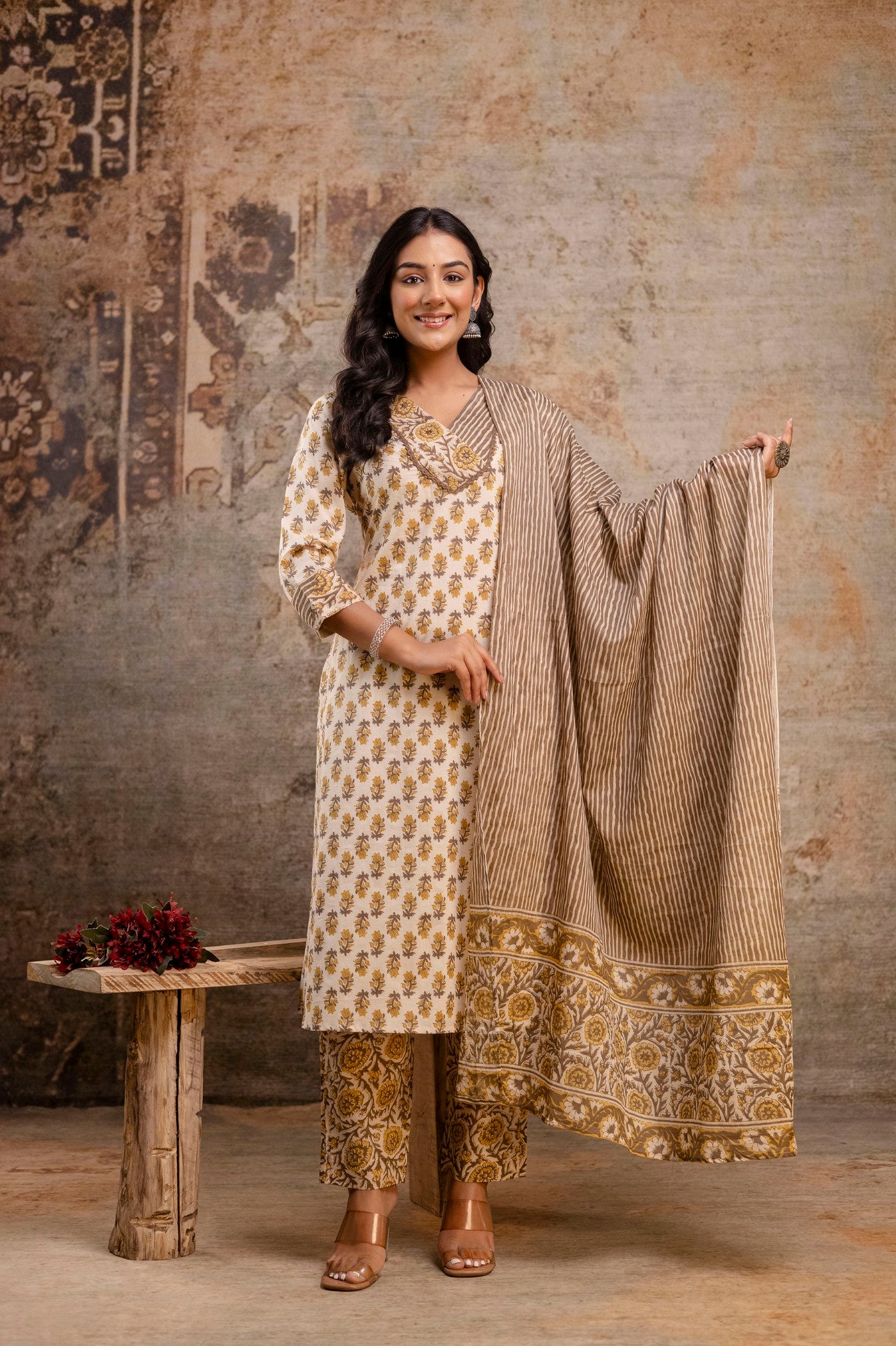 Pure cotton kurti with dupatta set from Aaronee