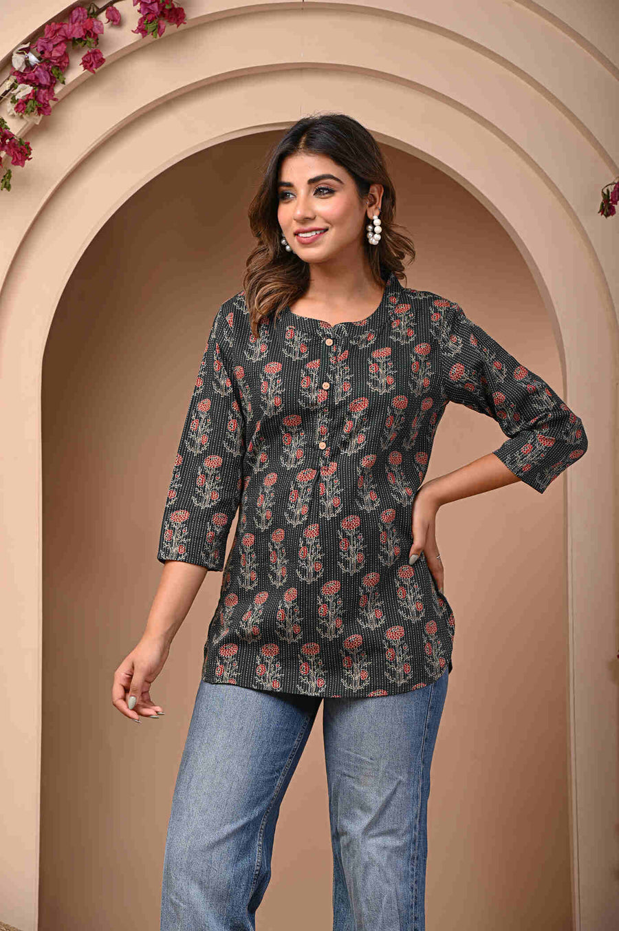 Embrace Comfort and Style with a Round Neck Kurti