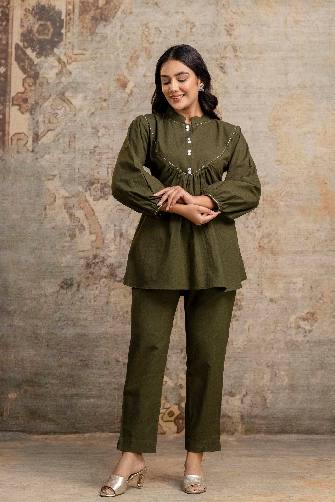 Stylish Aaronee Short Kurti Pant Set in Pure Cotton