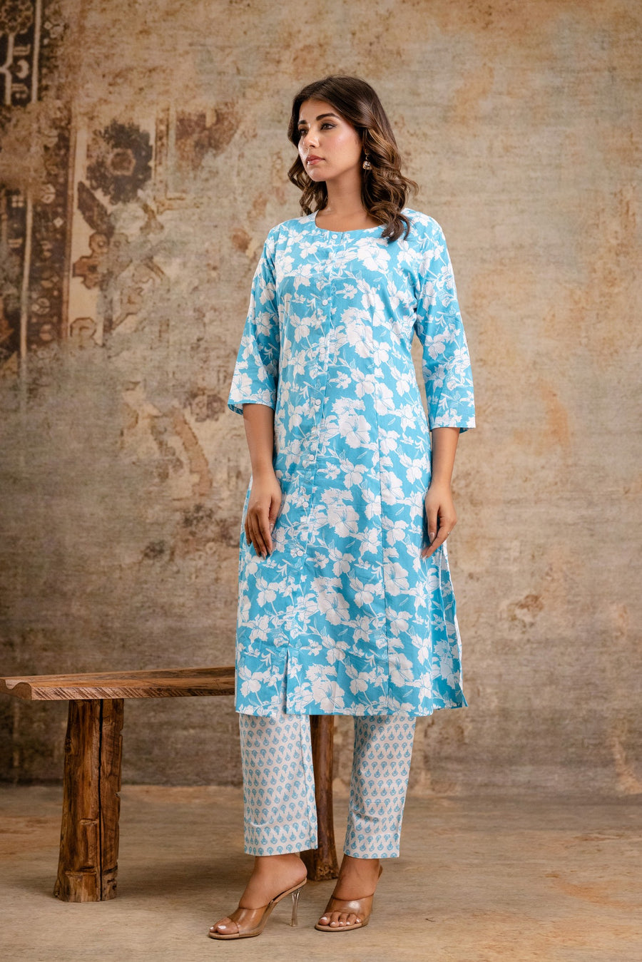 Stylish cotton kurti for daily wear