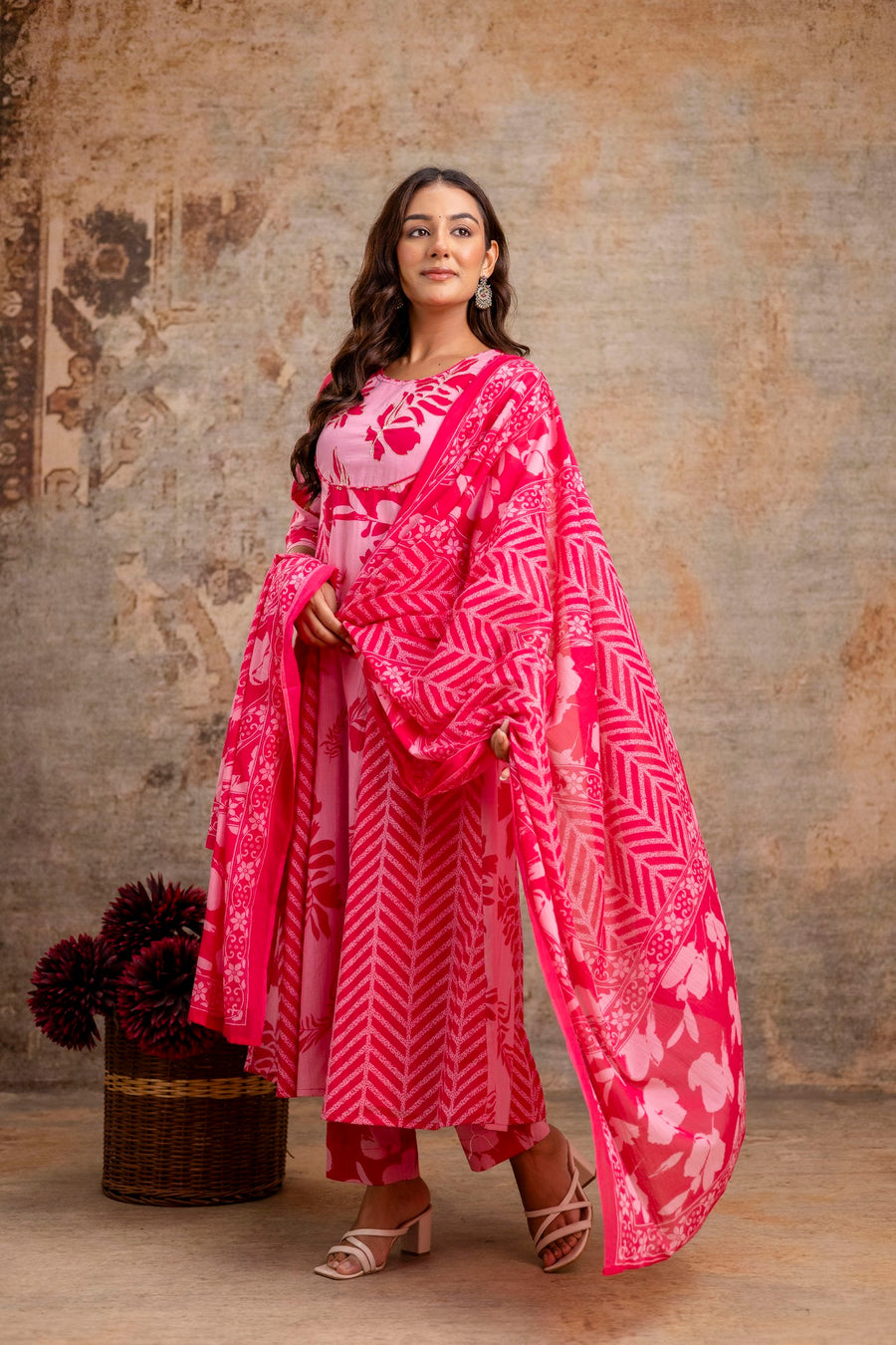 Summer ethnic outfit with flared kurta