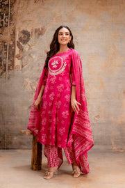 Traditional pink kurta with matching dupatta