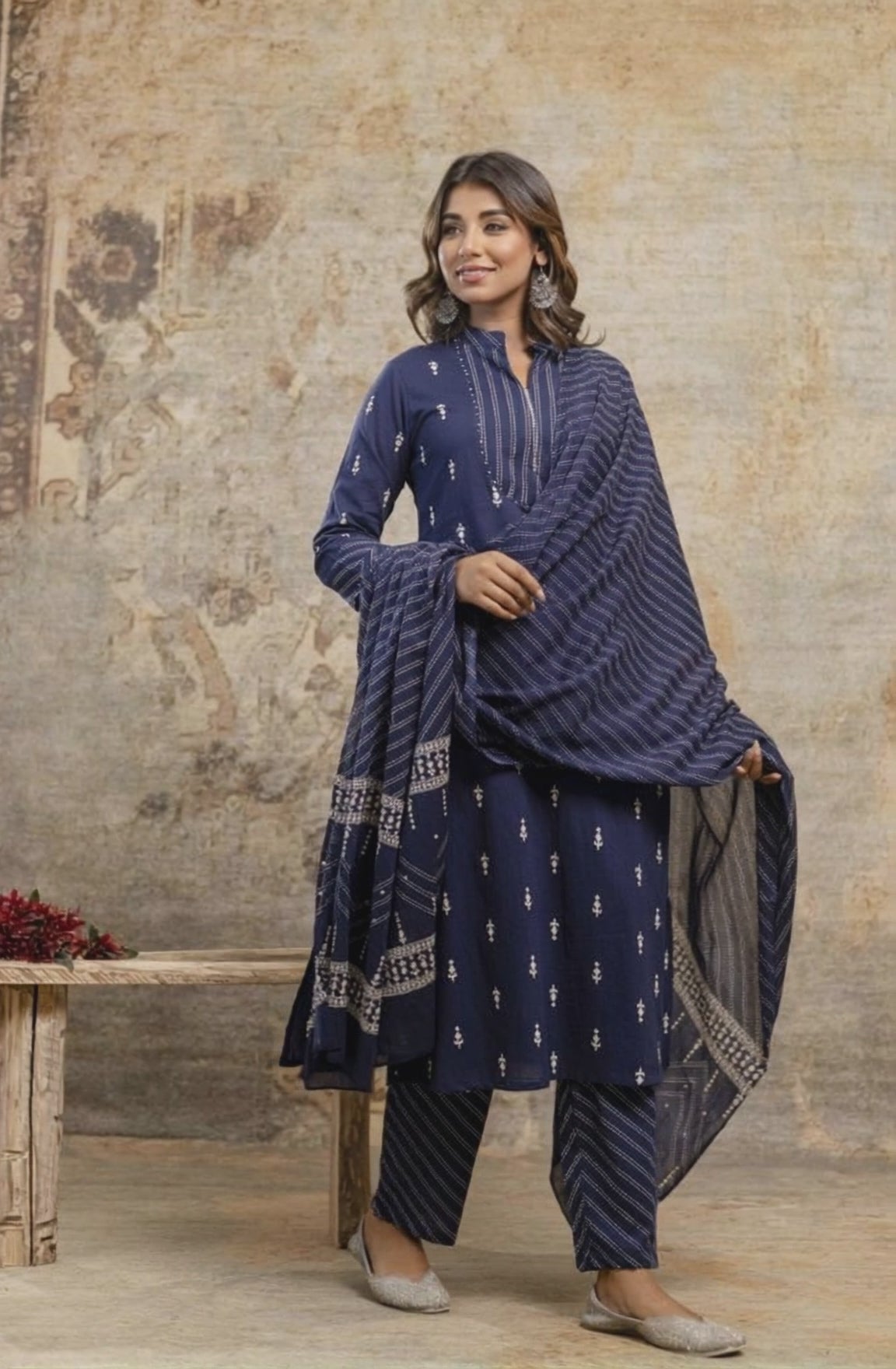 Aaronee Blue Printed Cotton Kurta Set with Dupatta – Elegant Women’s Wear