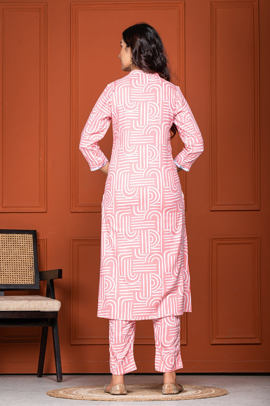 Embrace Tradition with Aaronee Sanganeri Print Kurti Pant Set